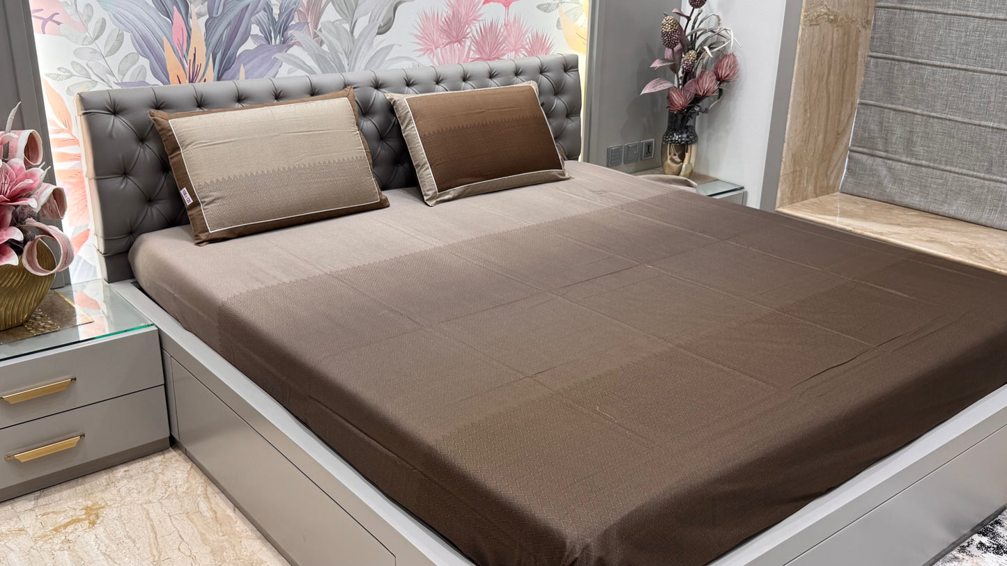 Shaded Cotton Self Printed Bedsheet