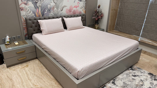 Comfortable High Thread Count Orange Print Bedsheet