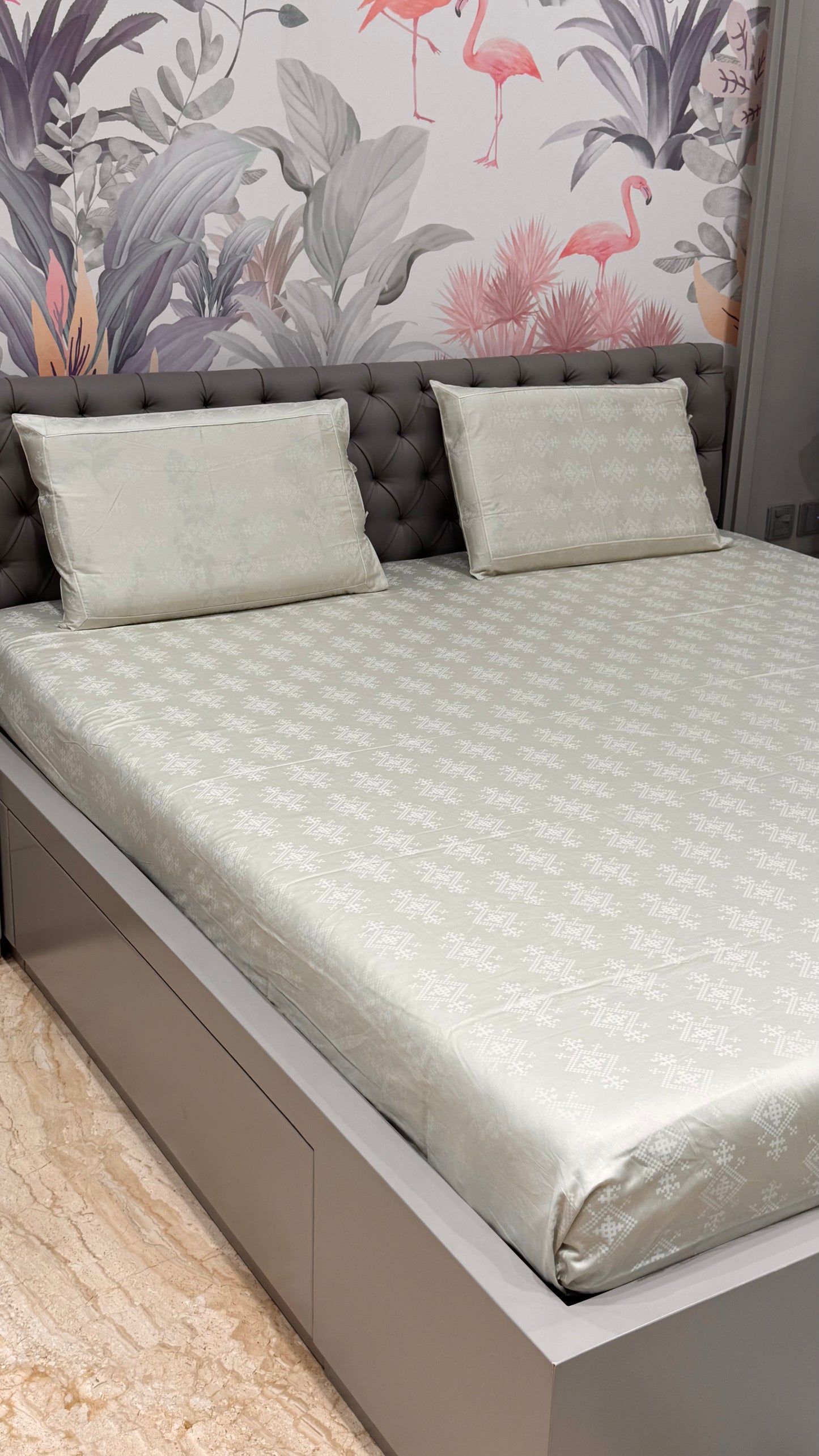 Exclusive 300TC Jacquard Geomertic Print Bedsheet