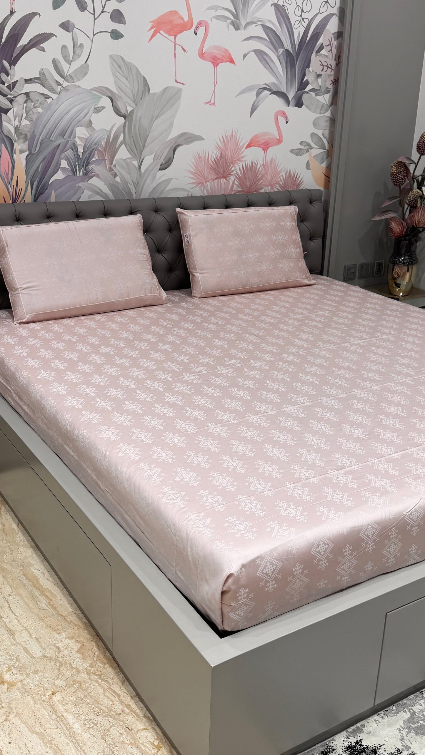 Exclusive 300TC Jacquard Geomertic Print Bedsheet