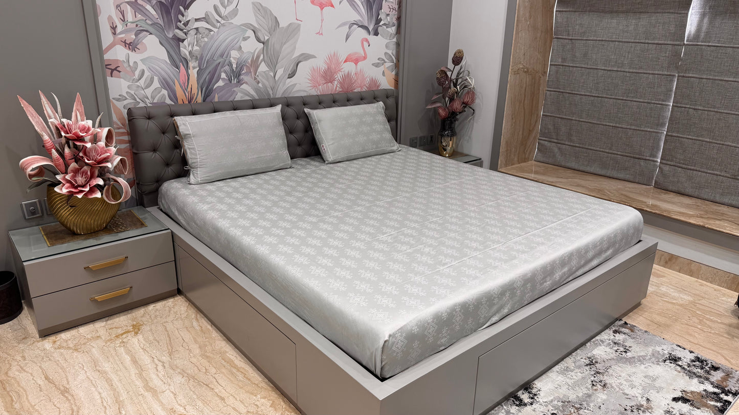 Exclusive 300TC Jacquard Geomertic Print Bedsheet