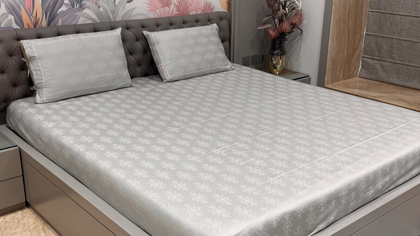 Exclusive 300TC Jacquard Geomertic Print Bedsheet