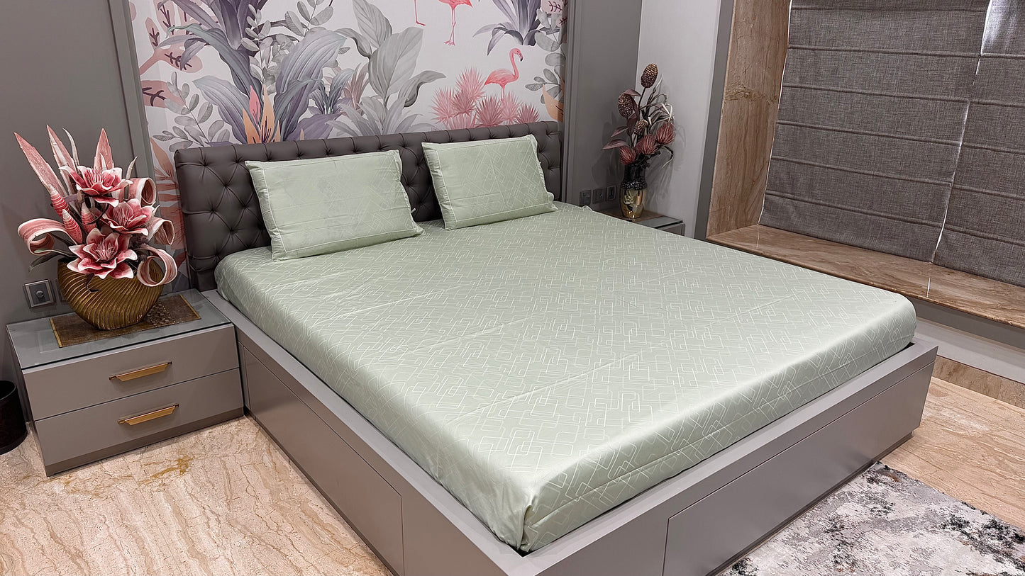 Exclusive 300TC Jacquard Geomertic Check Print Bedsheet