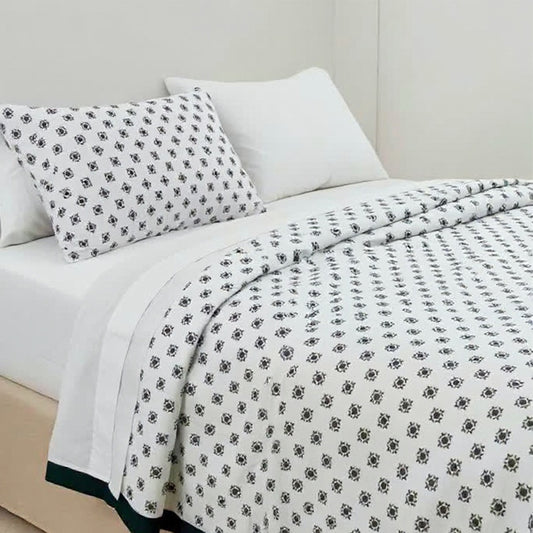 White and Green Geomertical Comfotable AC Dohar